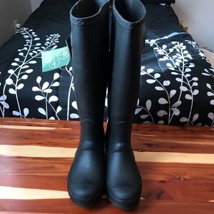Kamik rain boots